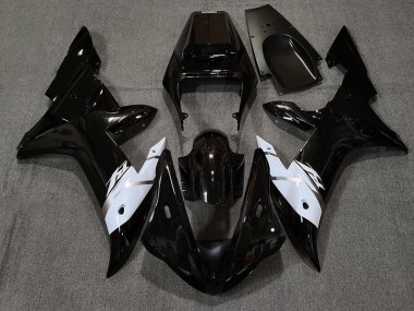 02-03 Nero Lucido Bianco & Argento R1 Carene Moto