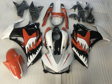 15-18 Squalo Arancione & Bianco R3 Carene Moto