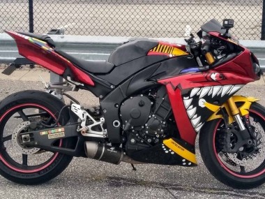 Carena Moto Yamaha YZF 1000 R1 2009-2011 - Rosso Giallo Nero Squalo 46