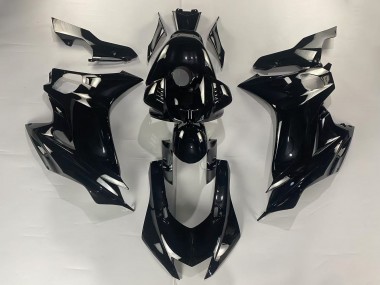 Carena Moto Yamaha YZF 600 R6 2017-2023 - Nero Lucido