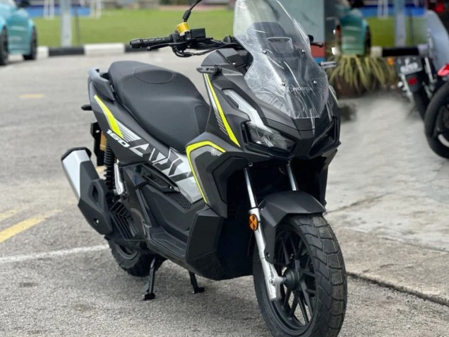 Carena Moto Honda ADV160 2022-2024 - Argento Giallo Nero Opaco